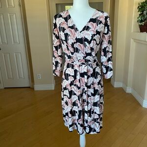 Glamour Black and Pink Sheath Dress V-Neck Long Sleeve
